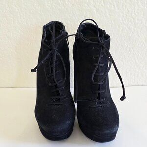 Steve Madden ‘Jolte’ Black Suede Ankle Booties – Pre-Loved